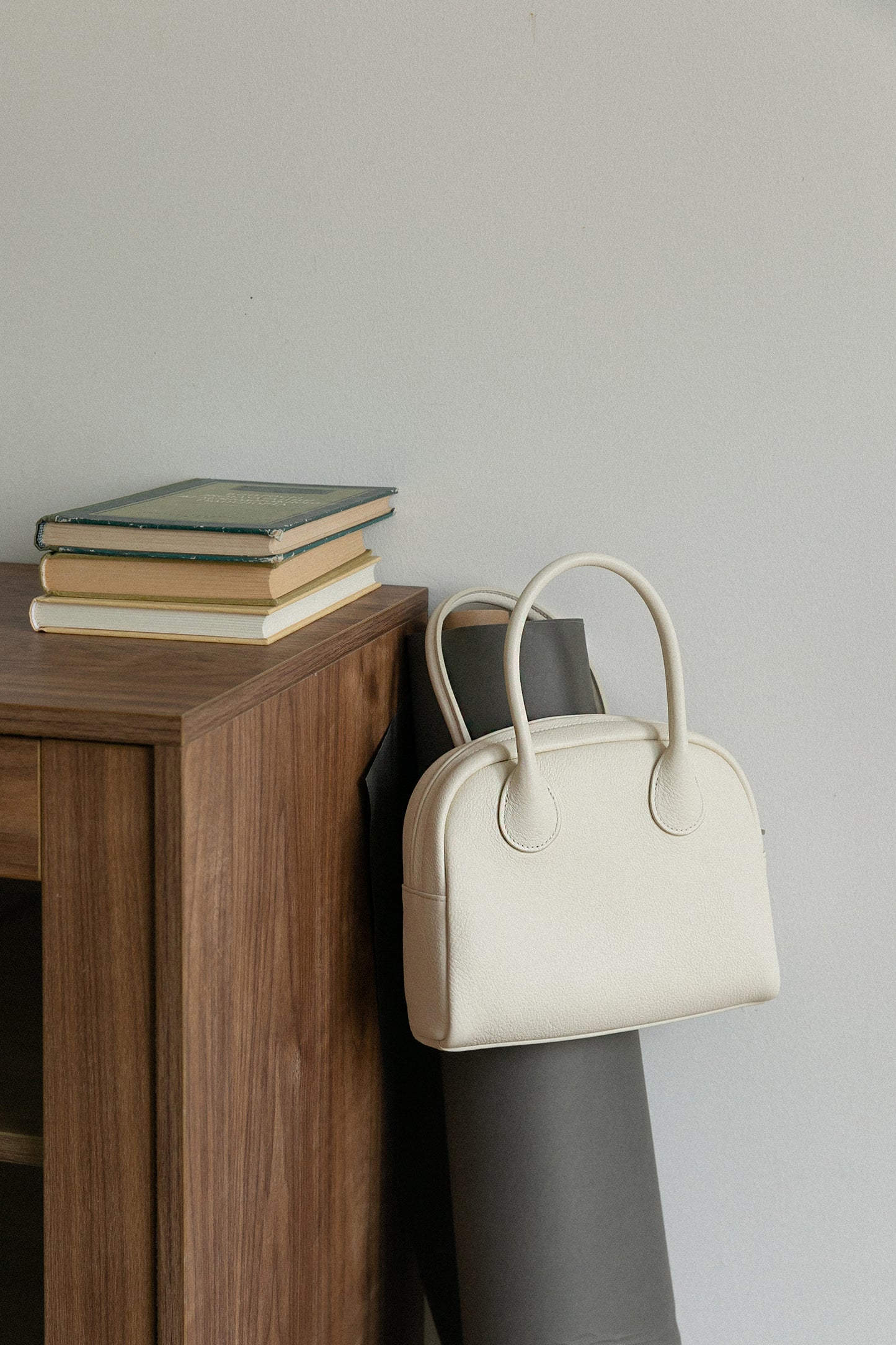 Bun-Shaped Bag